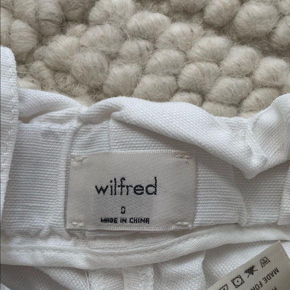 Wilfred Proposal Shorts - Picture 5 of 8